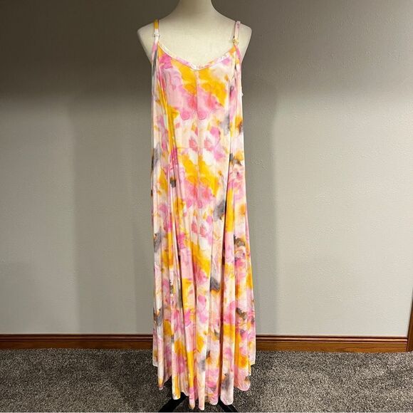 Torrid Maxi Challis Trapeze Dress with adjustable straps - Picture 3 of 14